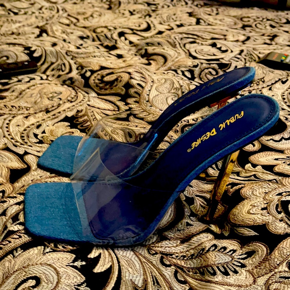 Brand New Blue Jean heels sizes9
